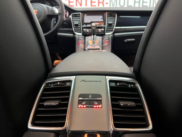 Porsche Panamera Automatik,Xenon,Leder,Navi,Schiebedach