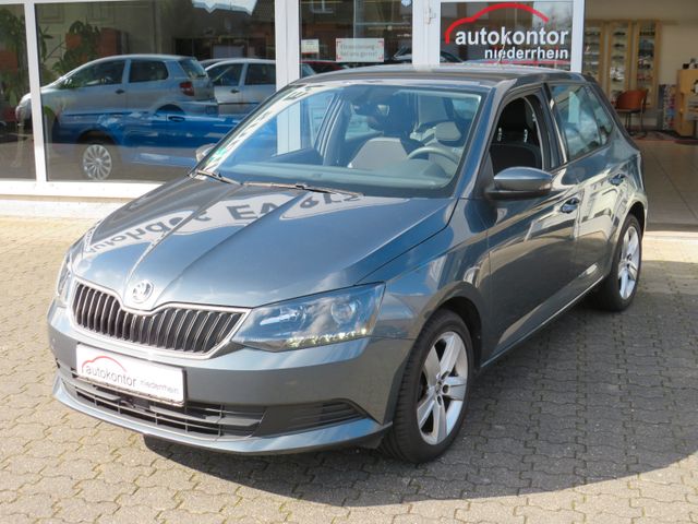 SKODA Fabia Ambition TSI CLIMATRONIC PDC 8-FACH 1.HD