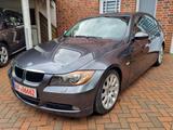BMW 328xi Aut.+Allrad+Keyless+Xenon+Leder+Sportsitze - graue BMW 328
