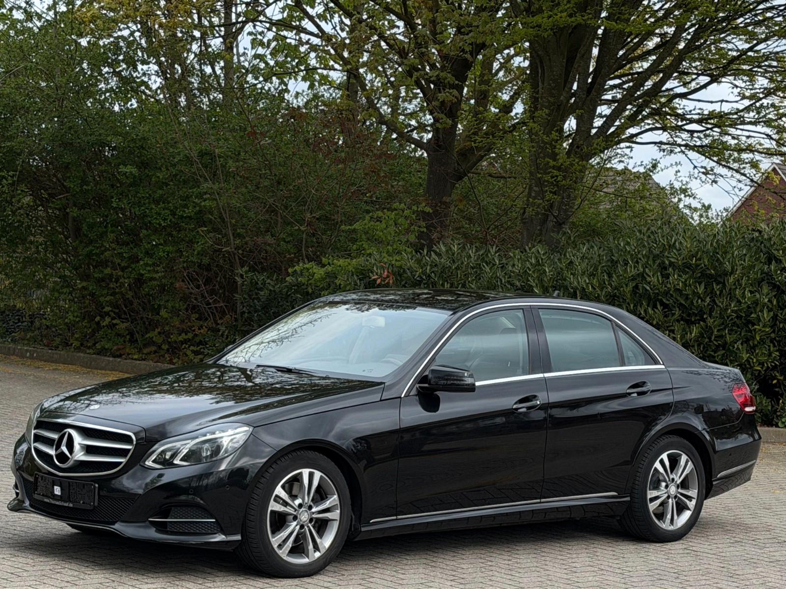 Mercedes-Benz E 300 BlueTEC HYBRID Navi Leder PDC LED EURO 5