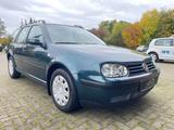 Volkswagen Golf 1.6 Variant KLIMA HU NEU - Volkswagen Golf aus 2005: 1.6