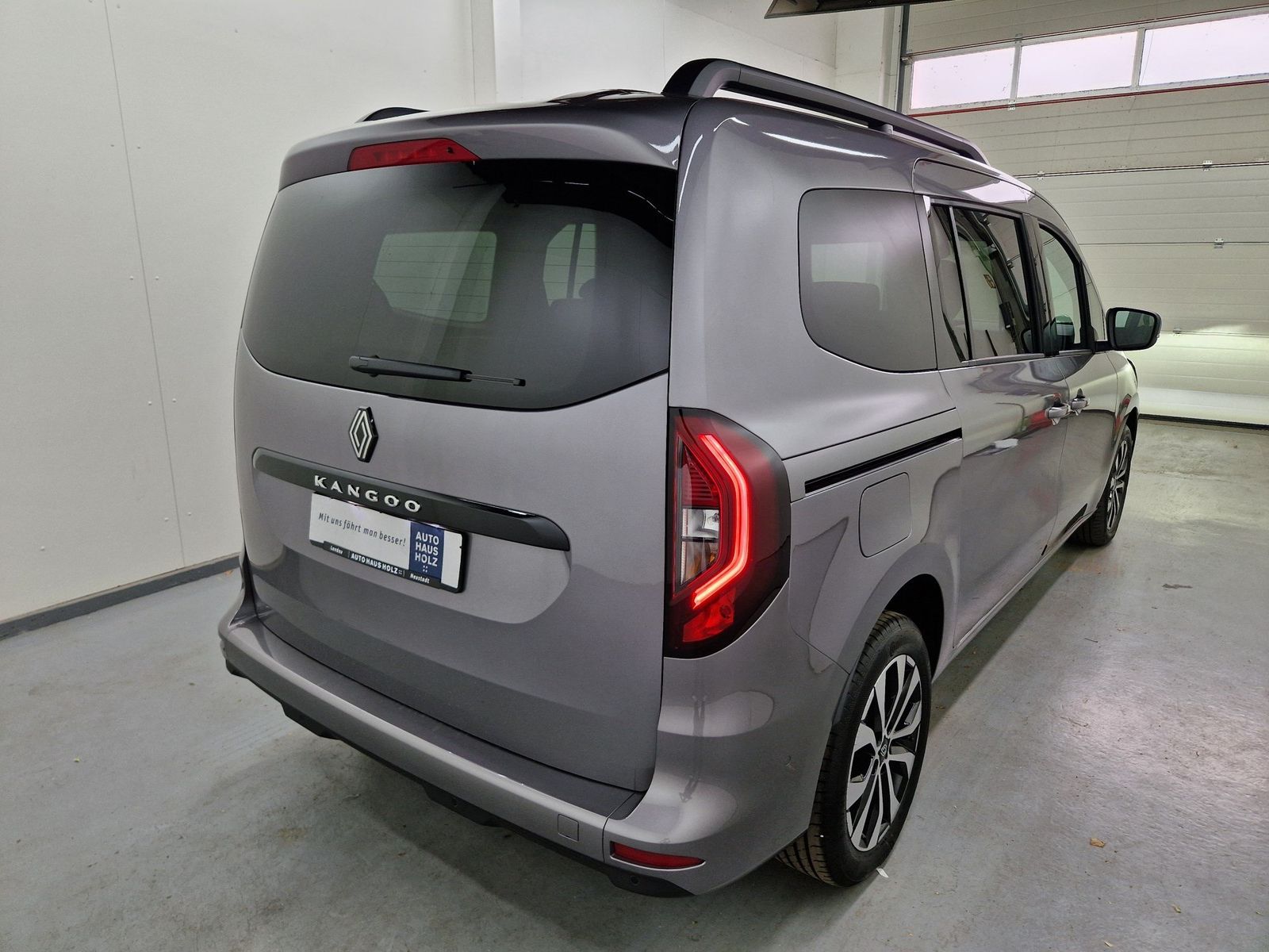 RENAULT Grand Kangoo Techno TCE 130 EDC L2 – Bild 4