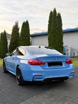 BMW M4 Competition F82 1.HD*DKG*No OPF*/H&K/DriversP - BMW M4 in Duisburg