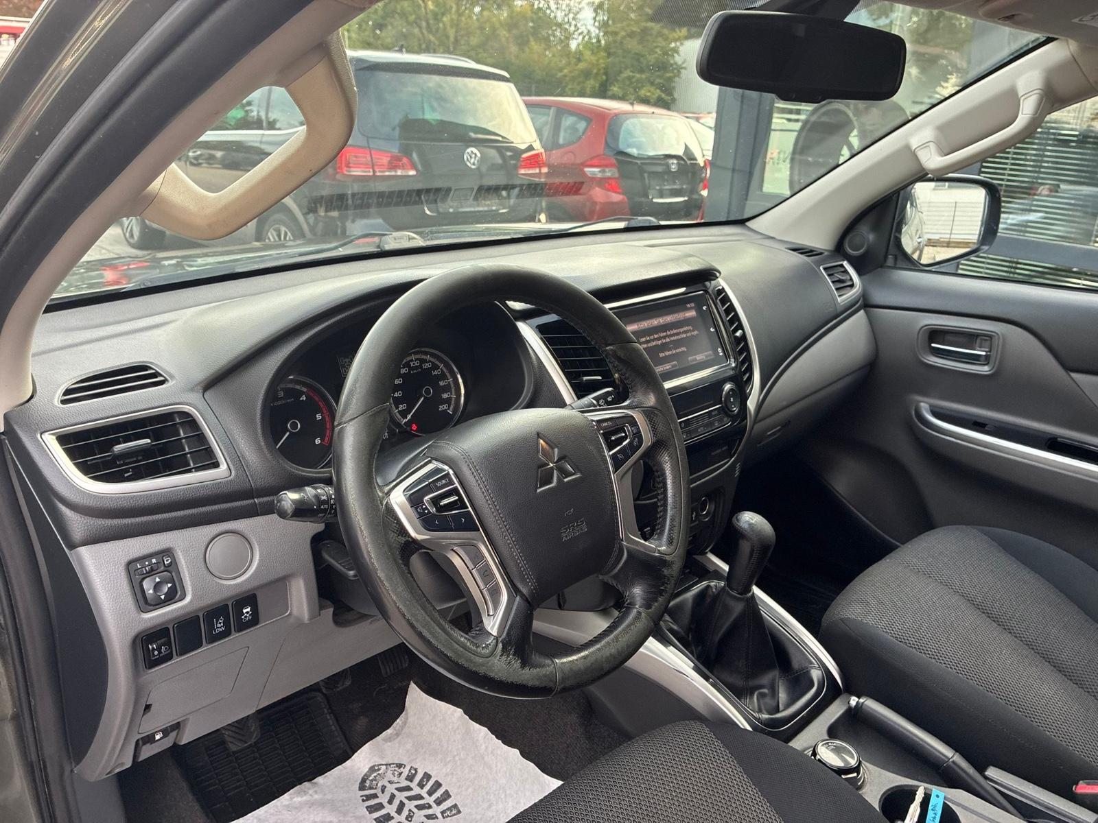 Mitsubishi L200 Plus Doppelkabine 4WD*Kamera*Temp*Hardtop*