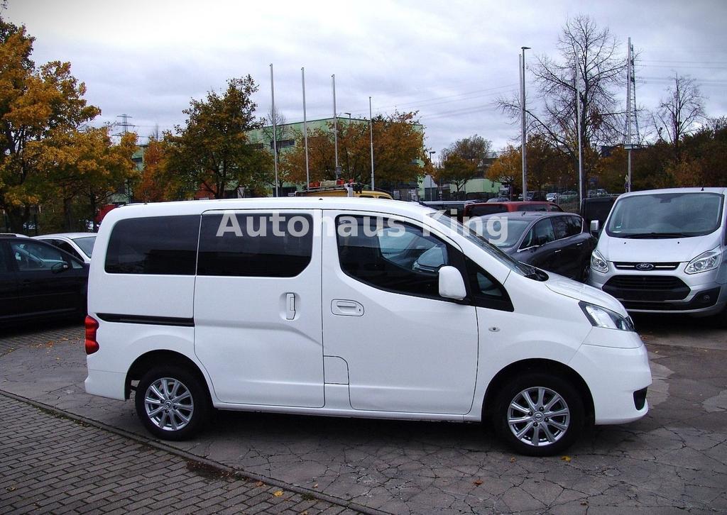 Nissan NV200
