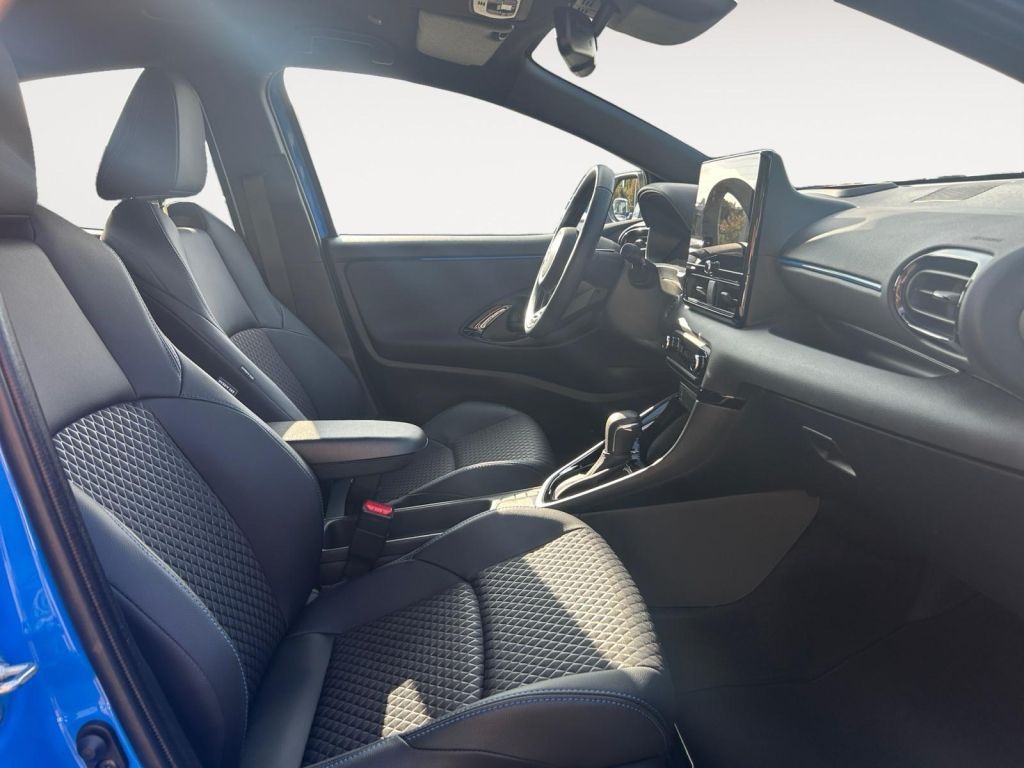 Fahrzeugabbildung Toyota Yaris Hybrid 130 1.5 VVT-i Premiere Edition