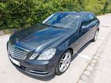 Mercedes-Benz E 350 CGI BlueEFFICIENCY -