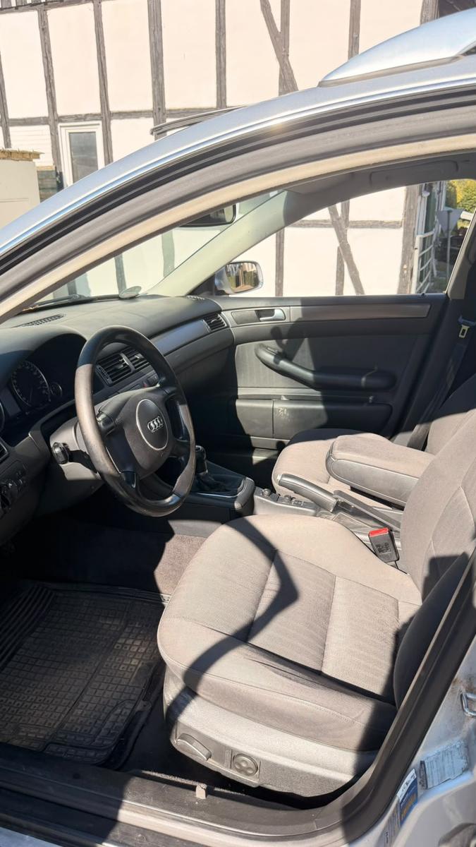 Audi A6 2005 — photo 10
