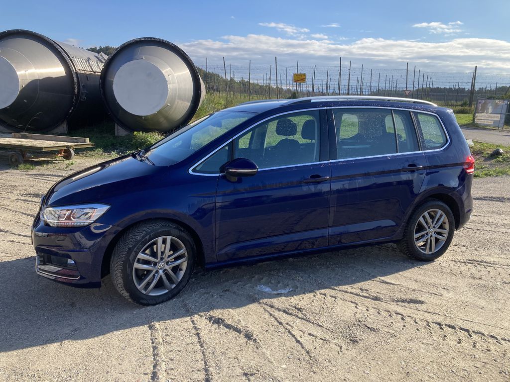 Image of Volkswagen Touran
