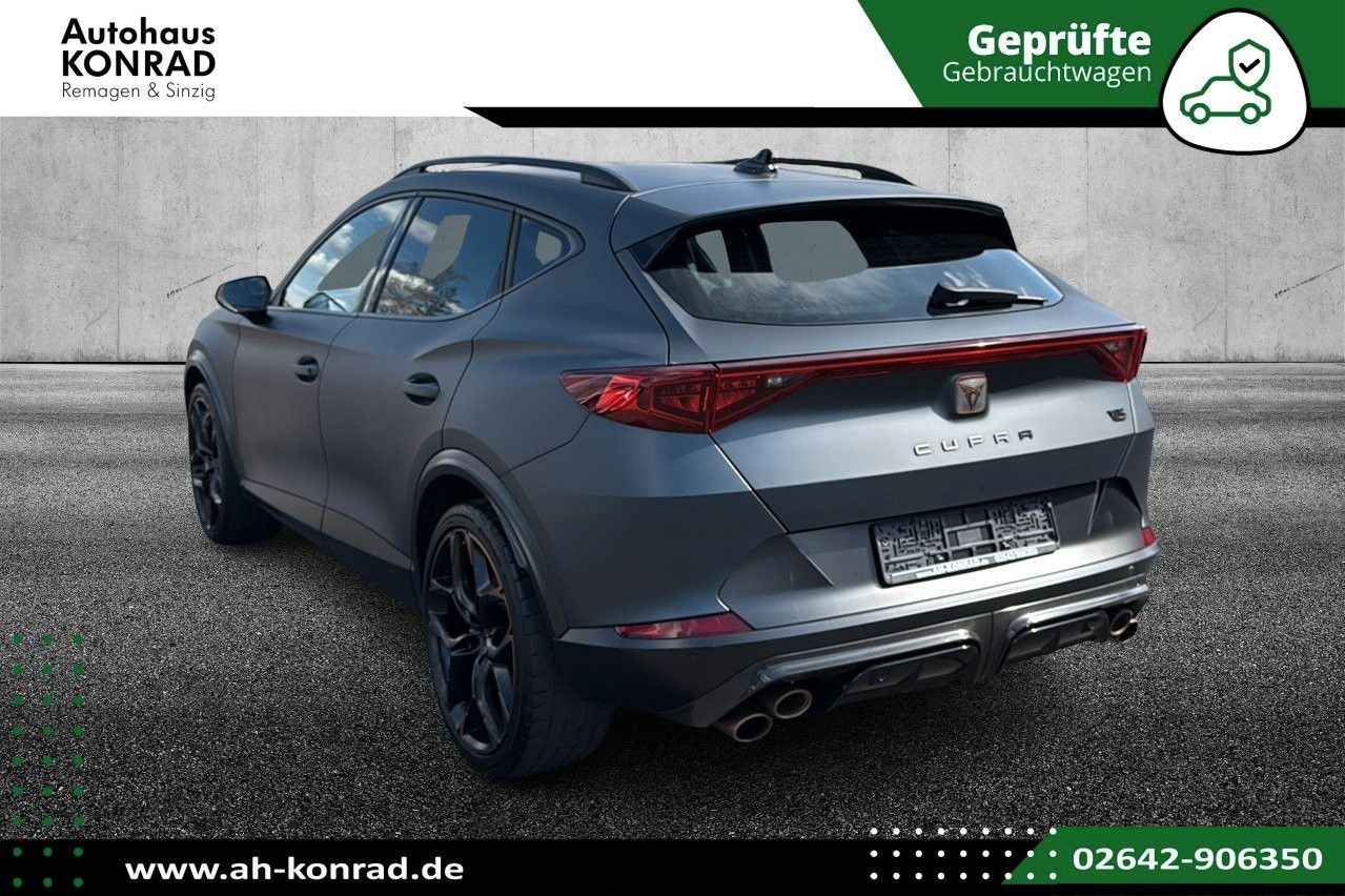 Fahrzeugabbildung CUPRA Formentor VZ5 4Drive 2.5 TSI*4x4*360°*NAVI*MATT