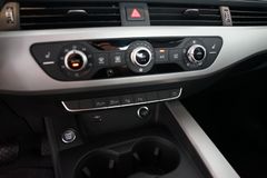 AUDI A4 Limousine 35 TDI S line | MMI Plus | AHK AUDI A4 Limousine 35 TDI S line | MMI Plus | AHK