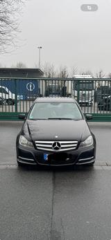 Mercedes-Benz C 180  - Mercedes-Benz C 180 aus 2012