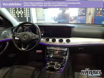 Mercedes E 200 - 4