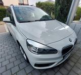 BMW 216 Active Tourer 216i Advantage Advantage - weiße BMW 216 Active Tourer