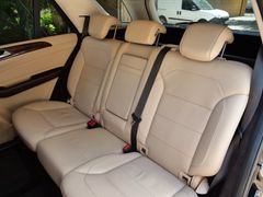 Mercedes-Benz GLE 350 – 30 / 32