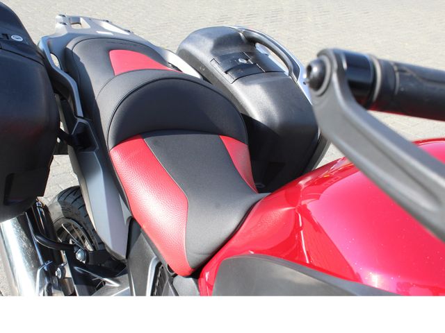 Honda VFR1200X Cross Tourer