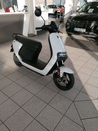 Fahrzeugabbildung Segway E110 S