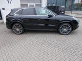 Porsche Cayenne 3.0 V6 Tiptronic -1.Hand Scheckheft - Porsche: Firmenfahrzeug