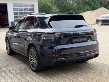 Porsche Cayenne - 7