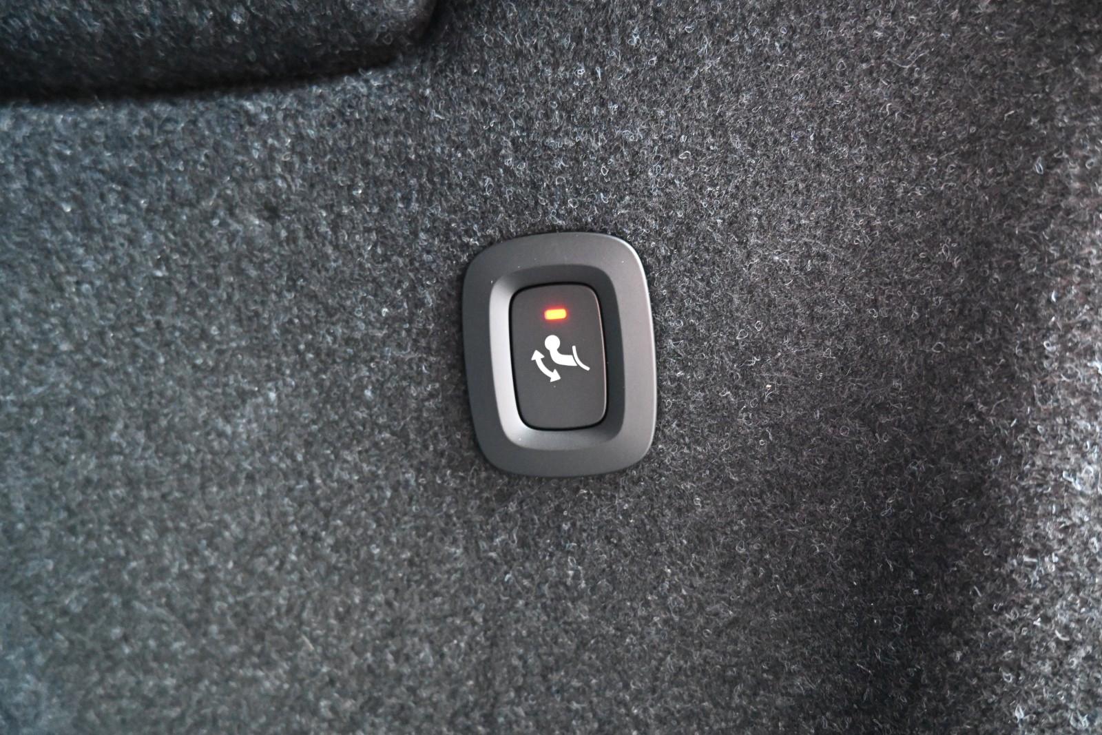 Volvo XC40 B3 DKG Plus Black Edition*STDHZG*360°*ACC*