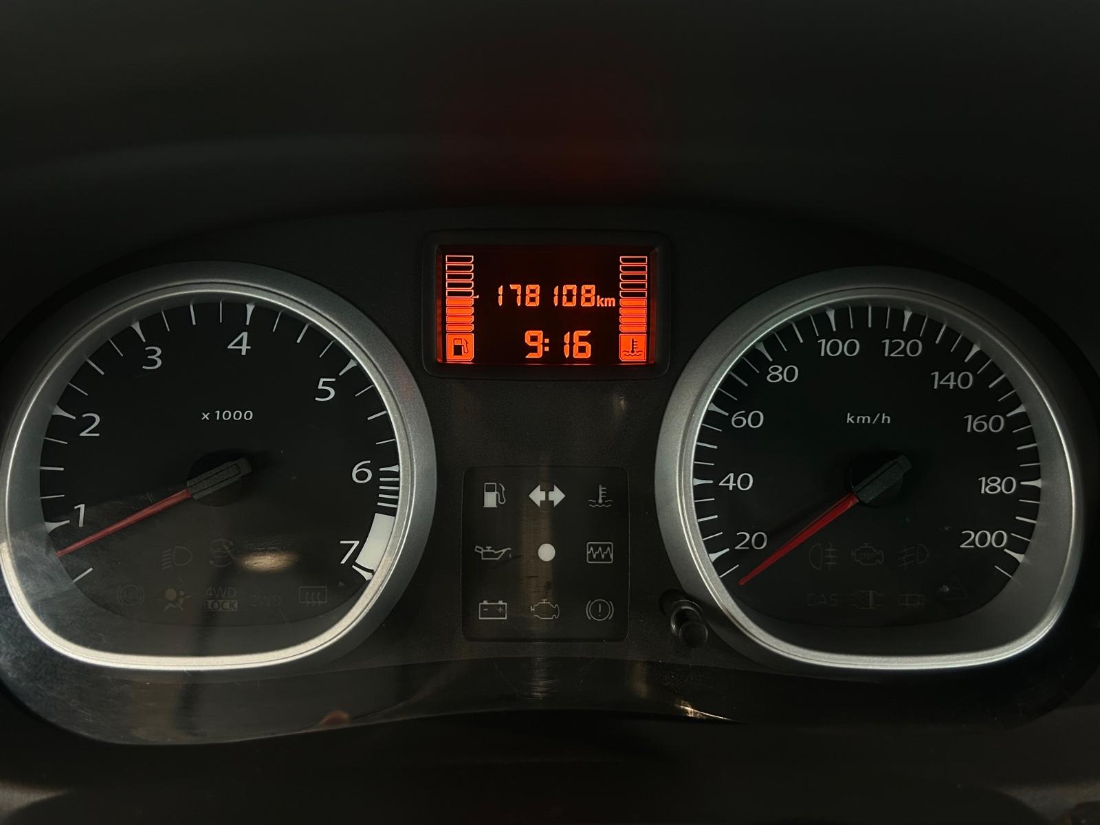 Dacia Duster 2012 — photo 32