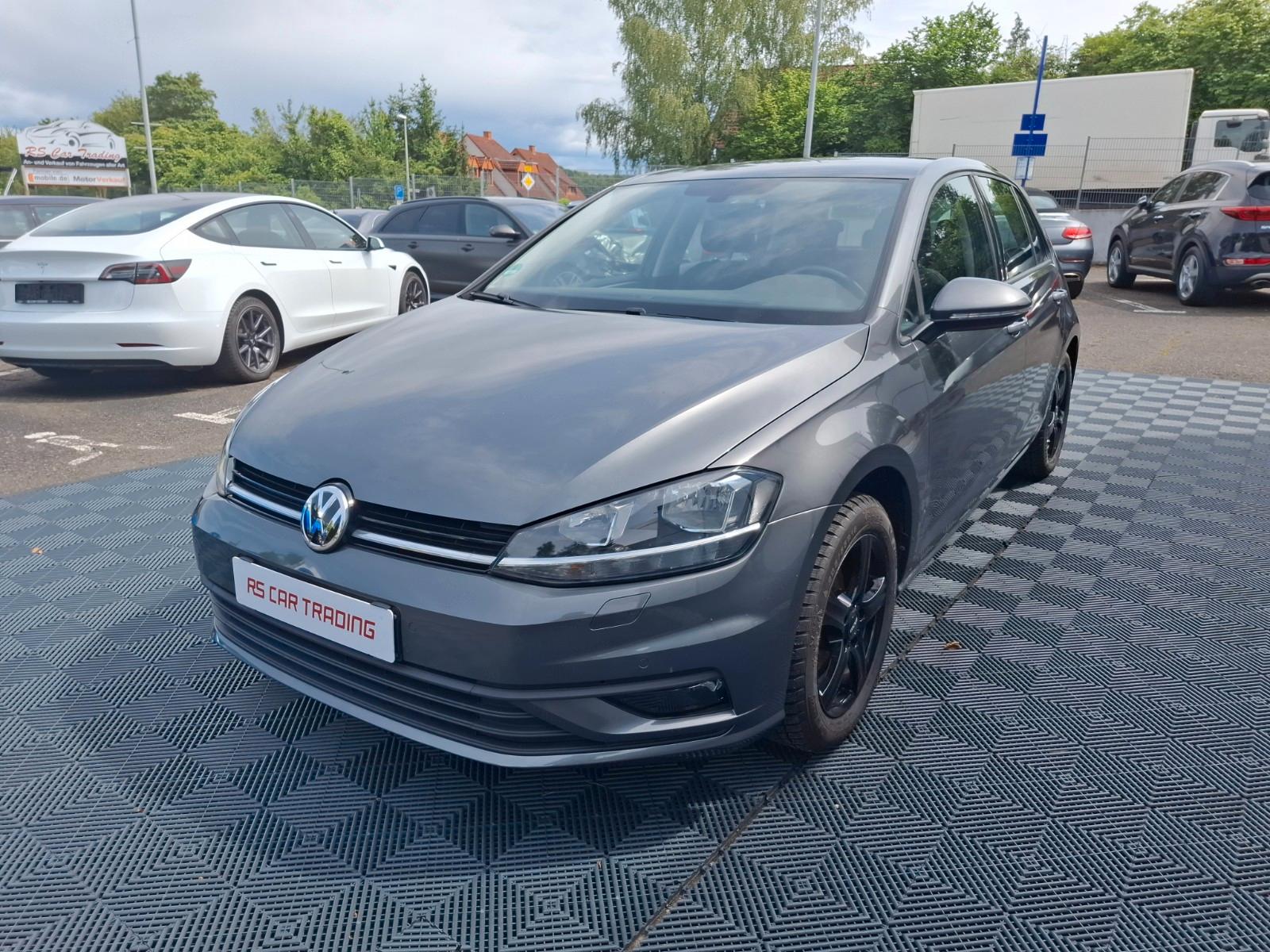 Volkswagen Golf VII Lim.Trendline*85tkm*Alu*Tüv-Service Neu