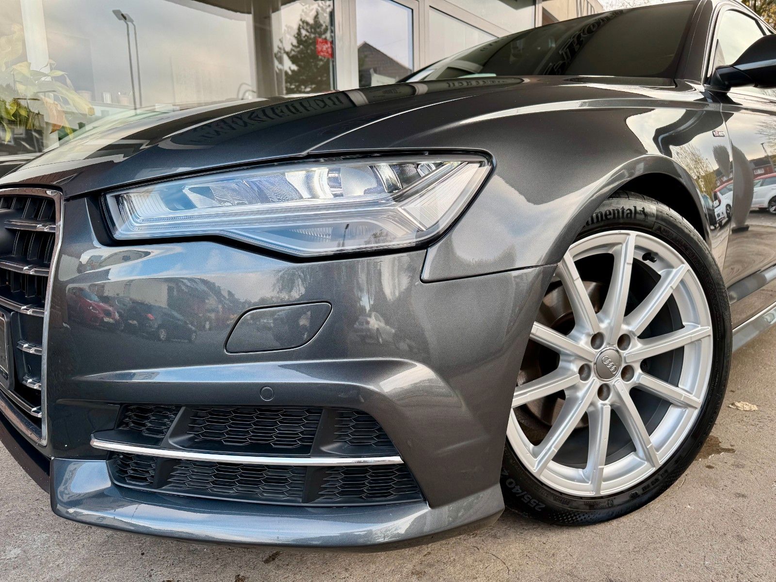 Fahrzeugabbildung Audi A6 Avant 2.0 TDI ultra S-line Navi/LED/Leder/LED