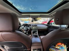 Fahrzeugabbildung XE Portfolio 20t Jaguar Navi Leder Bi-Xenon Lenk
