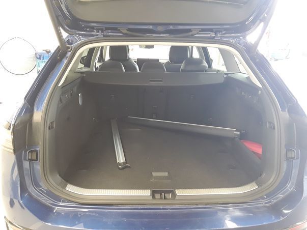 Volkswagen Passat Variant - Bild 10