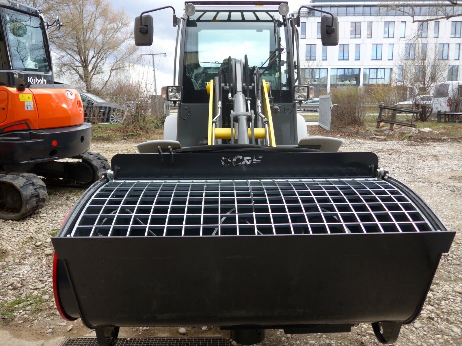 Fahrzeugabbildung Terex Betonmischschaufel  C& F - BMX 650T  Wacker, Cat