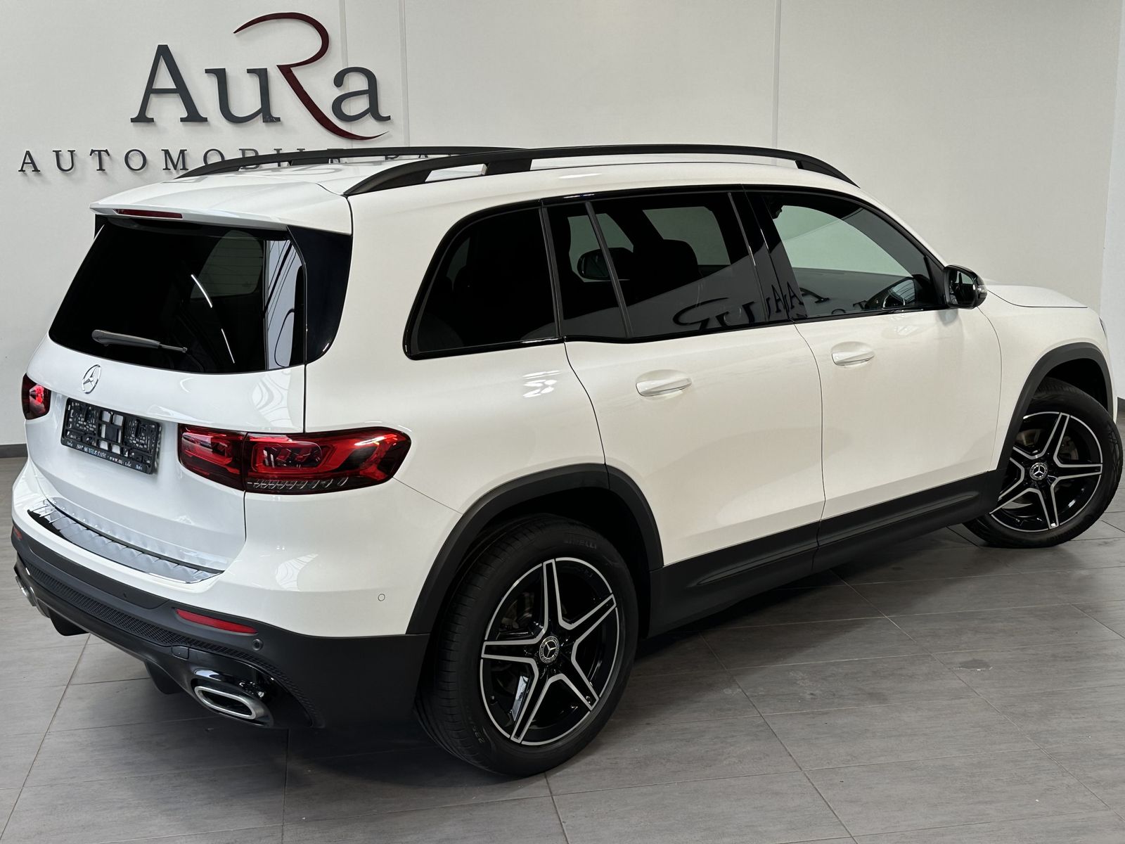 Fahrzeugabbildung Mercedes-Benz GLB 200d AMG-Line NAV+LED+AHK+KAM+WIDE+19ZO+1HD