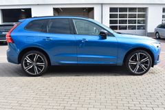 Fahrzeugabbildung Volvo XC60 D4 Autom. R-Design*STHZG*H/K*RFK*ACC*AHK
