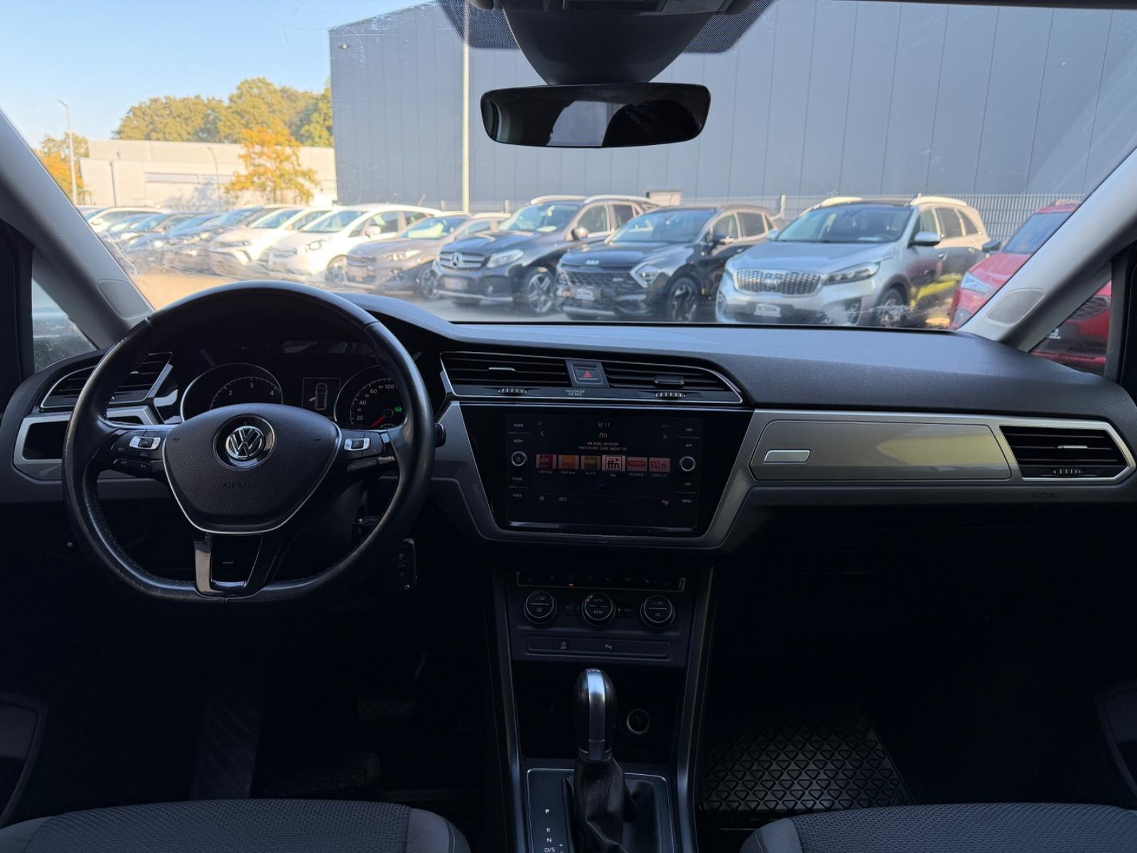 Volkswagen Touran Trendline/TEMPOMAT/SHZ/7 SITZER/AUTOMATIK