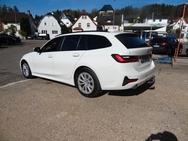Fahrzeugabbildung BMW 320d xDrive/1.Hand/Laser/190PS/AHK/Virtual/Kamer
