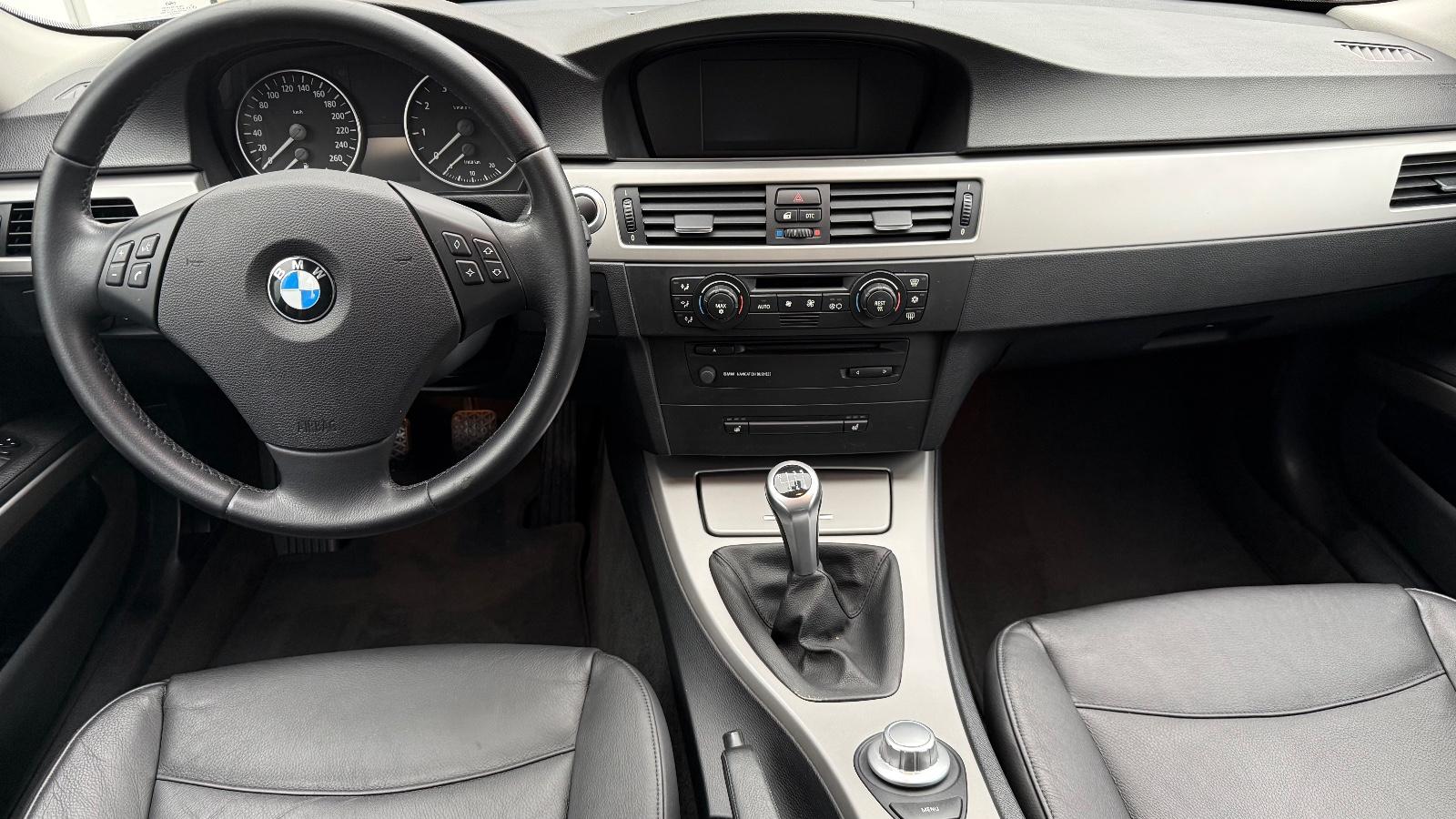 BMW 325i,Klima,Navi,Xenon,PDC,BMW Scheckheft