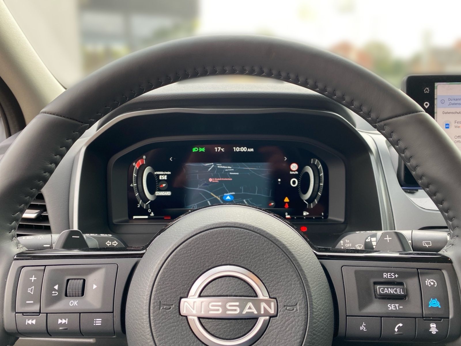 Fahrzeugabbildung Nissan Qashqai 1.3 DIG-T AT MHEV N-Connecta *Pano*360'*