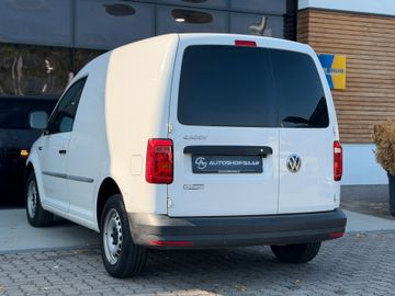 Volkswagen Caddy - 10