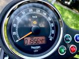 Triumph Bonneville SE - TRIUMPH BONNEVILLE