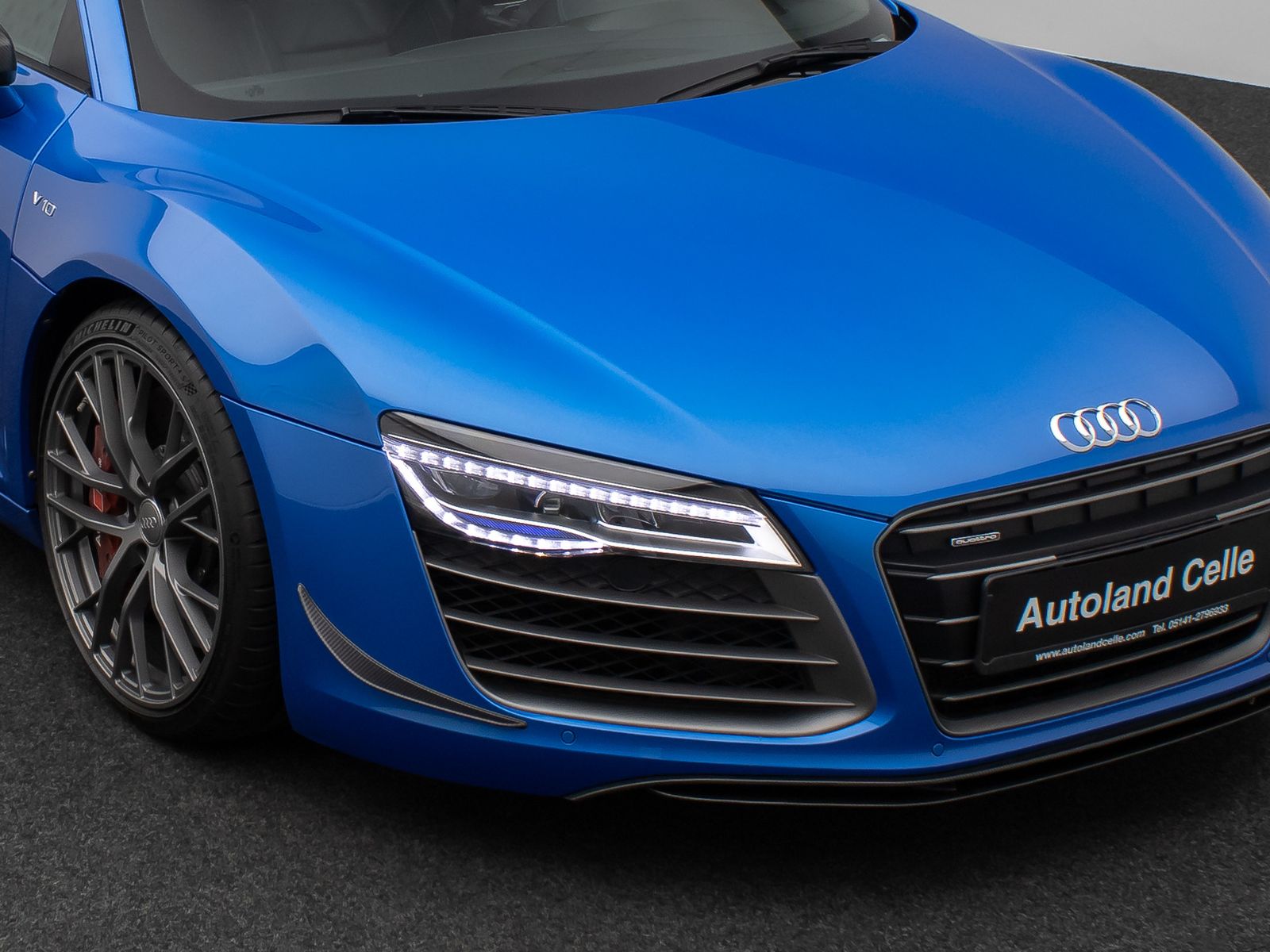 Fahrzeugabbildung Audi R8 Coupe 5.2 FSI LMX Sonderedition 1 OF 99 Laser