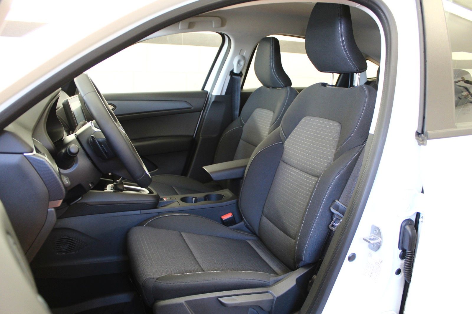 Fahrzeugabbildung Renault Arkana TCe 140 EDC ZEN *Easy-Link*Kamera*