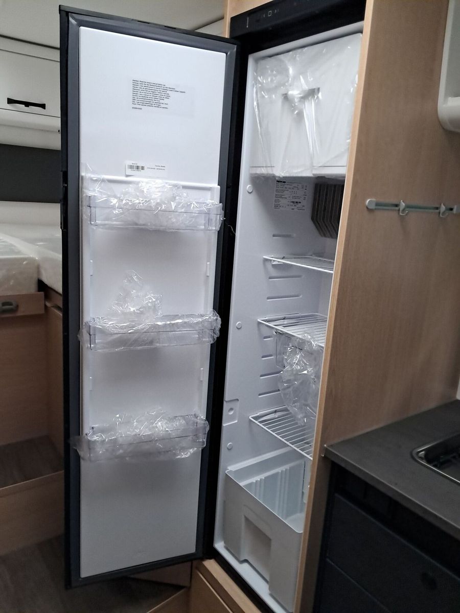 Fahrzeugabbildung Sunlight Adventure T 66S Automatik, Dörr Edition, TV