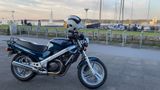 Honda NTV650 (RC 33) - HONDA NTV