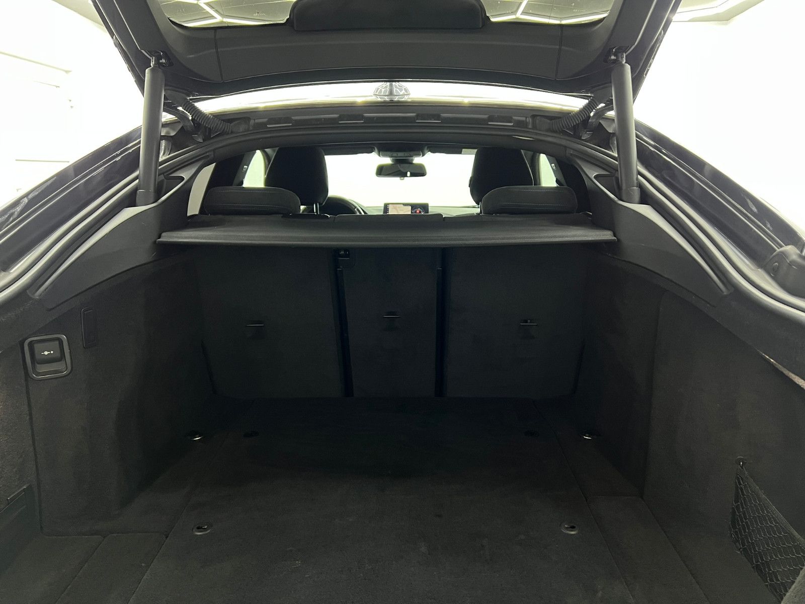 Fahrzeugabbildung BMW 430 i GC M SPORT/FACELIFT/LED/H&K/HuD/KAM/DE FZG