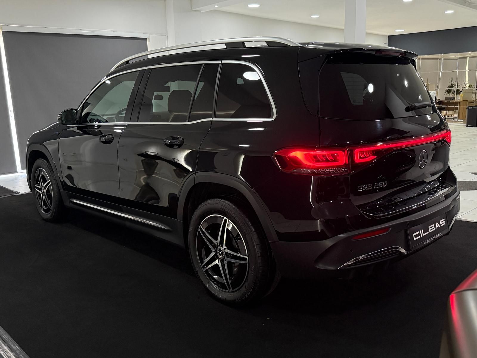 Mercedes-Benz EQB 250 AMG-LINE 7-SITZER HUD LEDER KAMERA LED foto 12