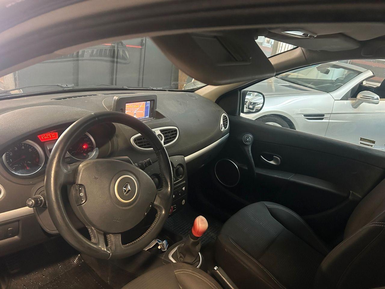 Renault Clio 2009 — photo 5