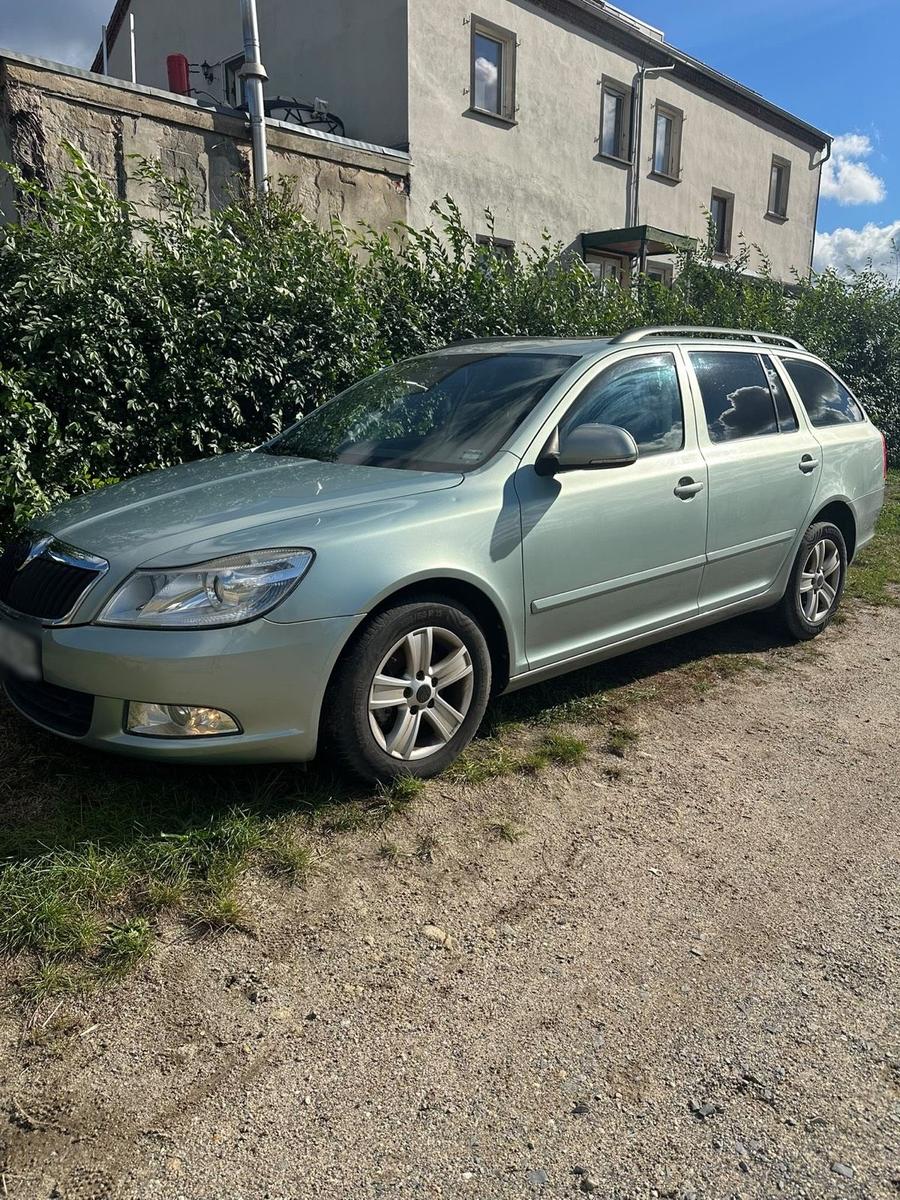 Skoda Octavia 2010 — photo 10