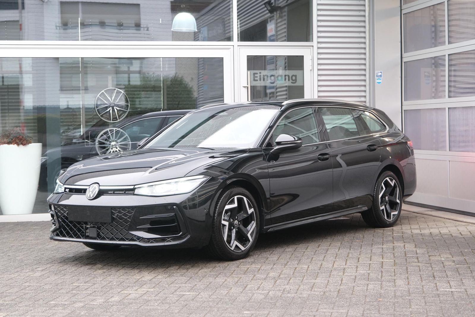 Volkswagen Passat Variant Var. 2.0 TDI DSG 4M R-Line Mat...