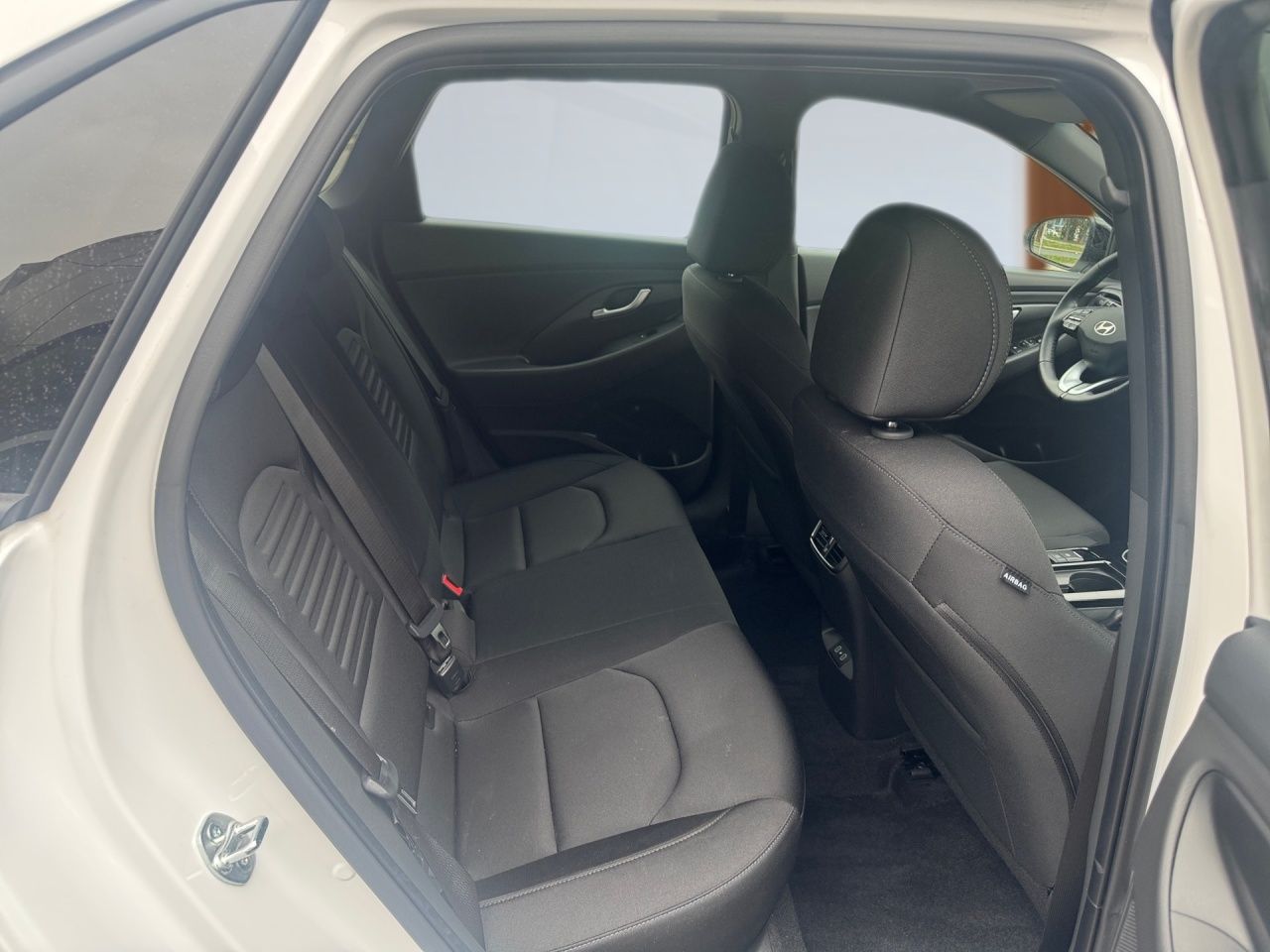 Fahrzeugabbildung Hyundai i30 ADVANTAGE LED*SHZ*LHZ*NAVI*2Z-KLI*