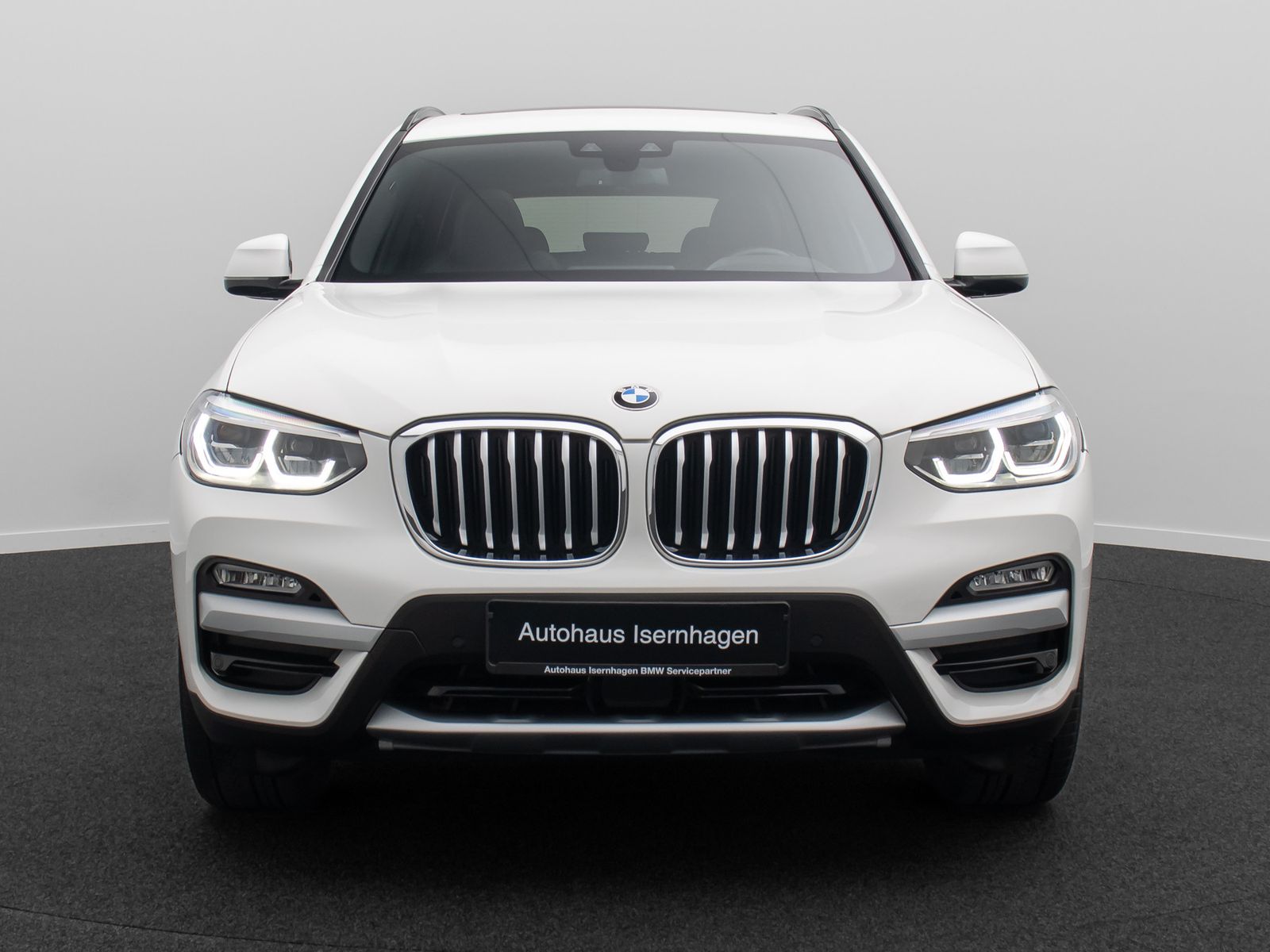 Fahrzeugabbildung BMW X3 xD20d xLine HUD DAB Panorama Alarm H/K 19Zoll