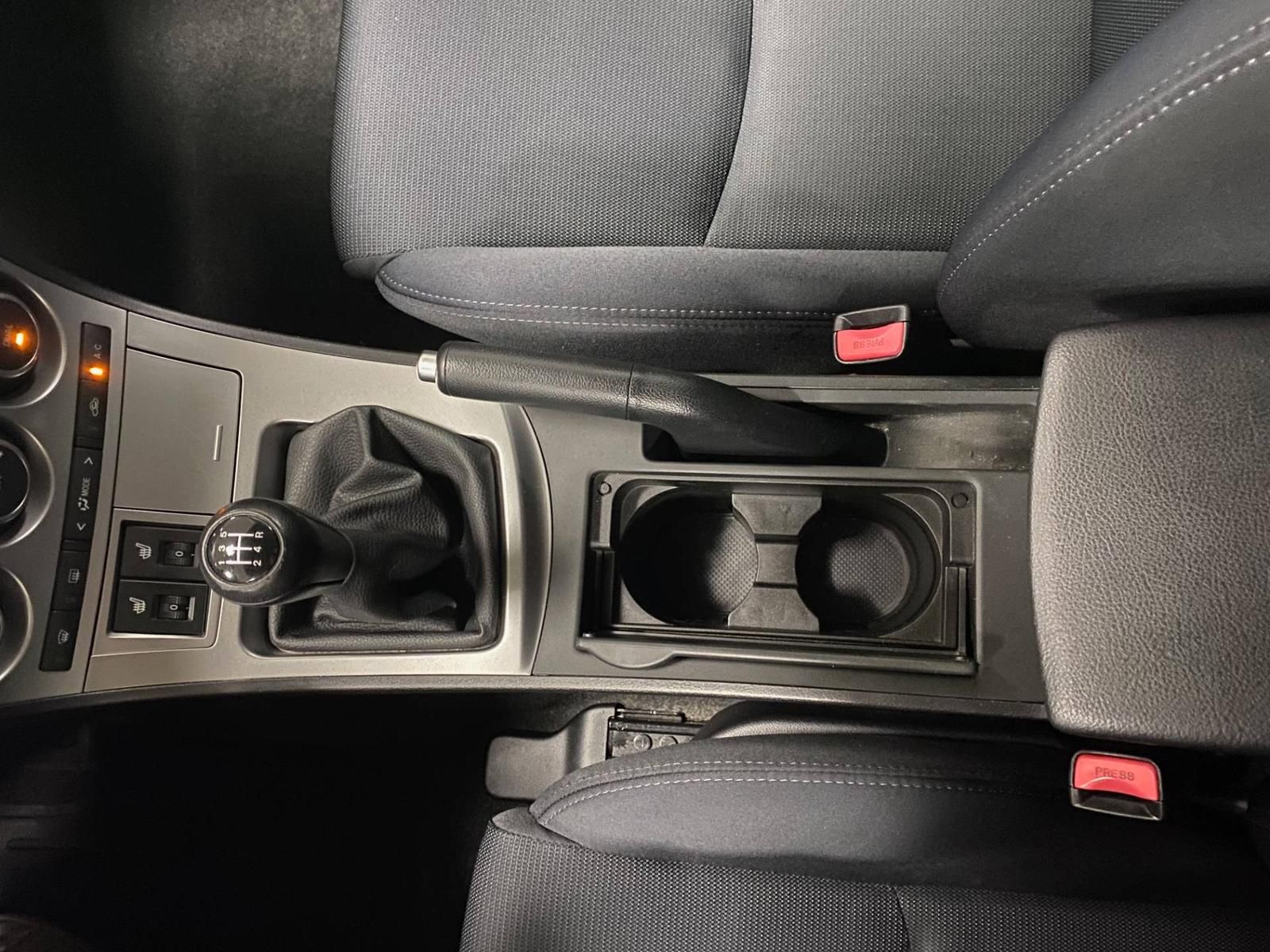 Fahrzeugabbildung Mazda 3 1.6 16V KAT Active Plus KLIMA+PDC+SITZHEIZ+ALU